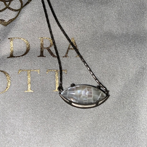 Kendra Scott necklace (discontinued) - Picture 2 of 4